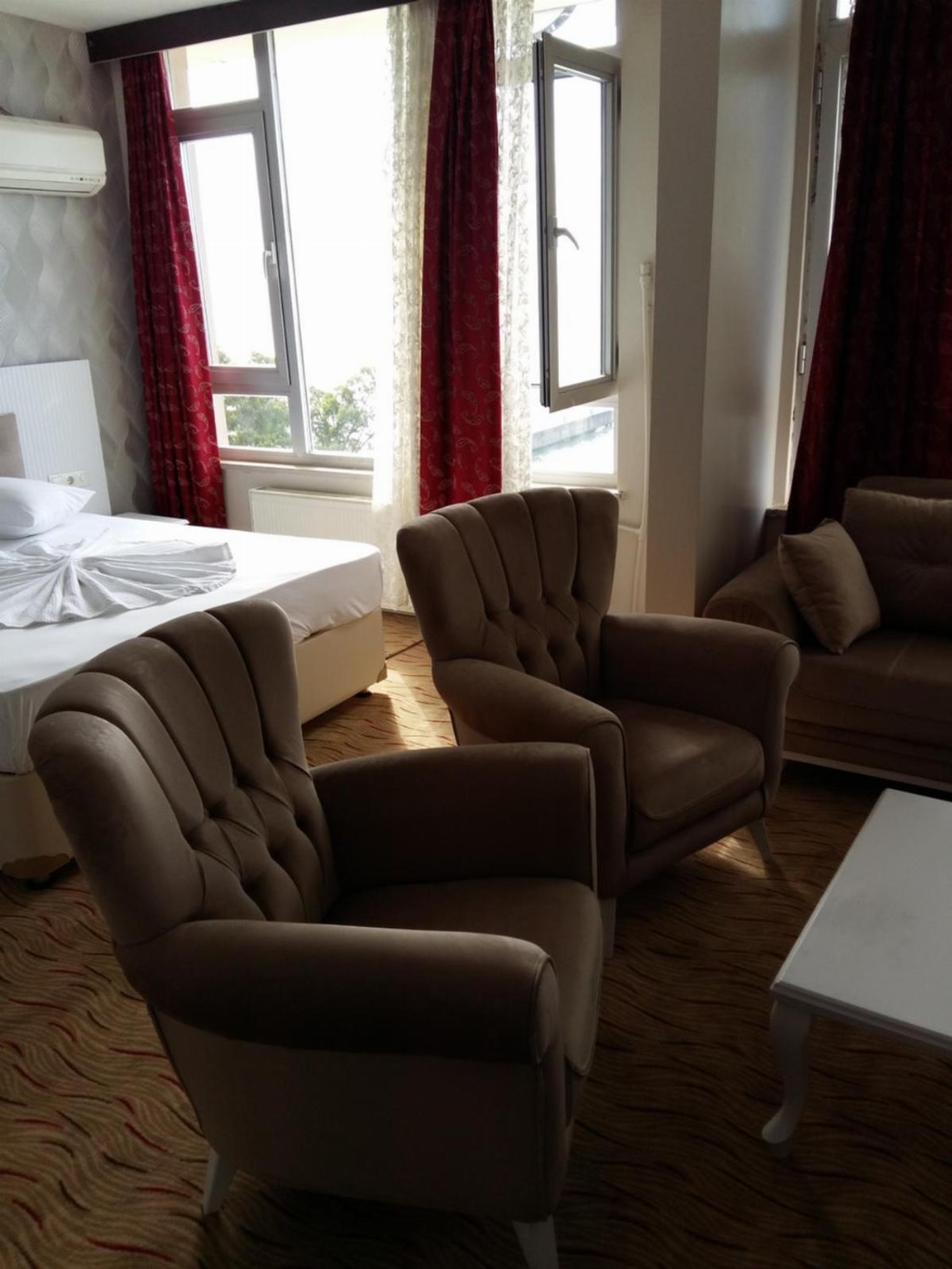 Cihan Hotel Main image